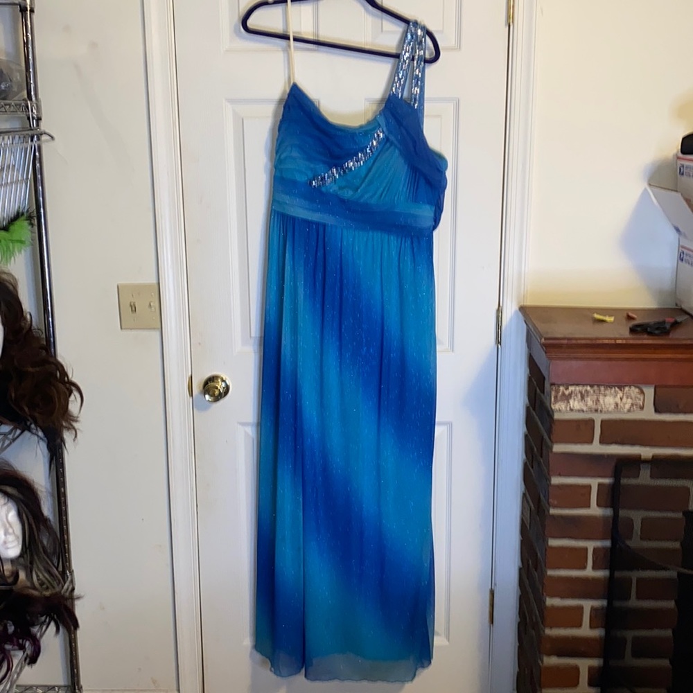Blue dress